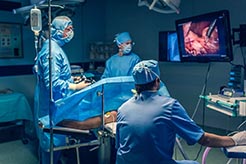 LOWERED RISK, QUICKER RECOVERY: LAPAROSCOPIC SURGERY
