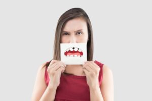 8 FACTS ABOUT GUM DISEASE
